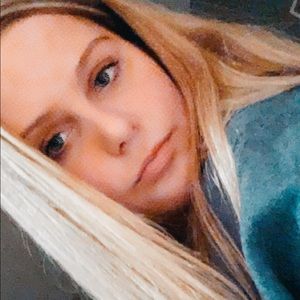 Meet your Posher, Emmalee